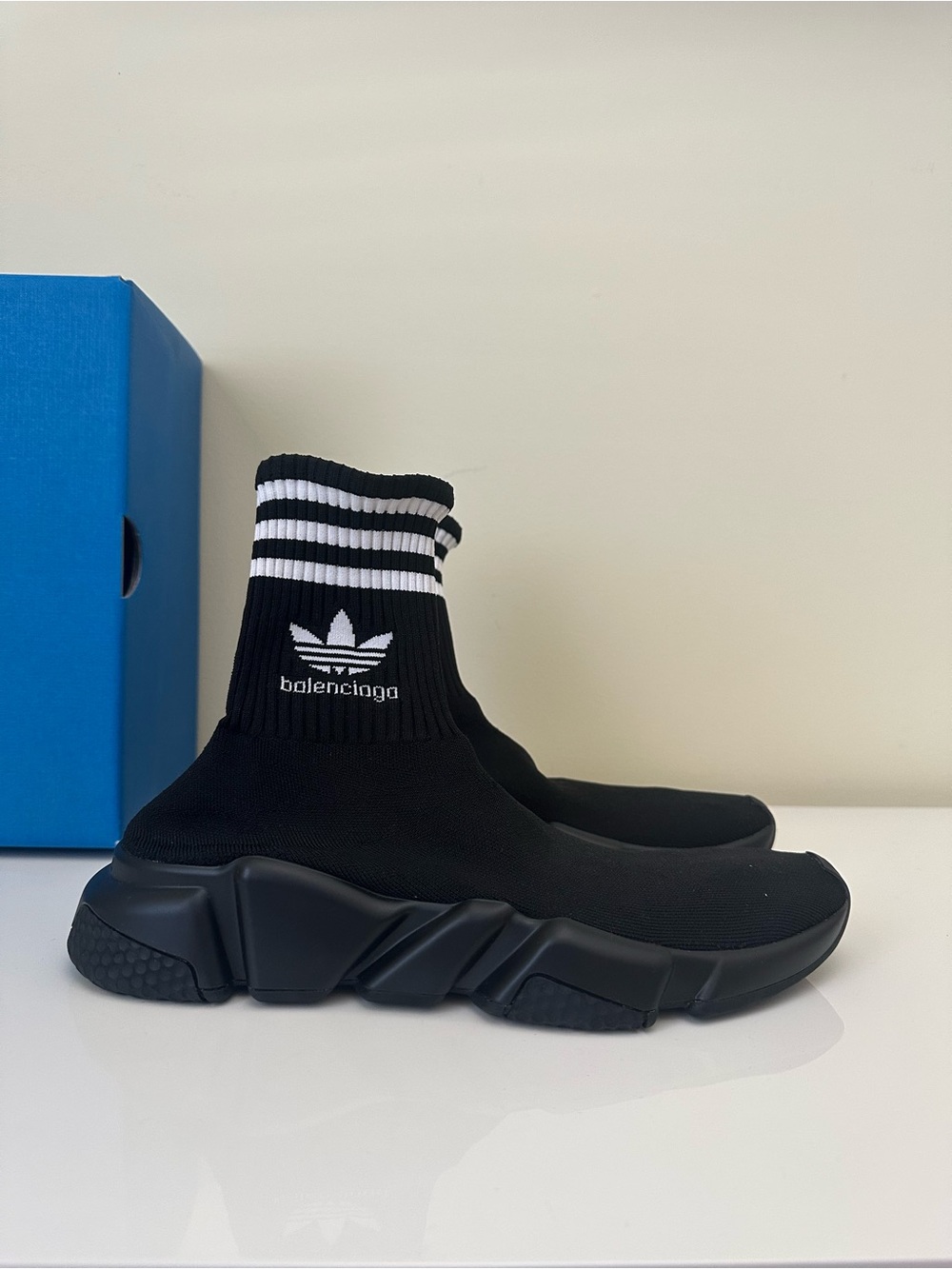 Balenciaga
Balenciaga X Adidas Speed Trainers - Picture 4 of 9